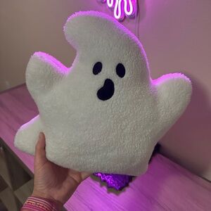 Ghost 👻 Pillow